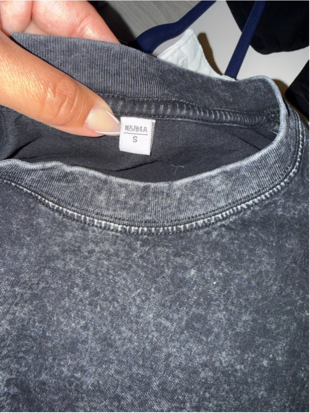 Preowned , men’s vintage-style acid wash oversized, size small - Picture 2 of 3